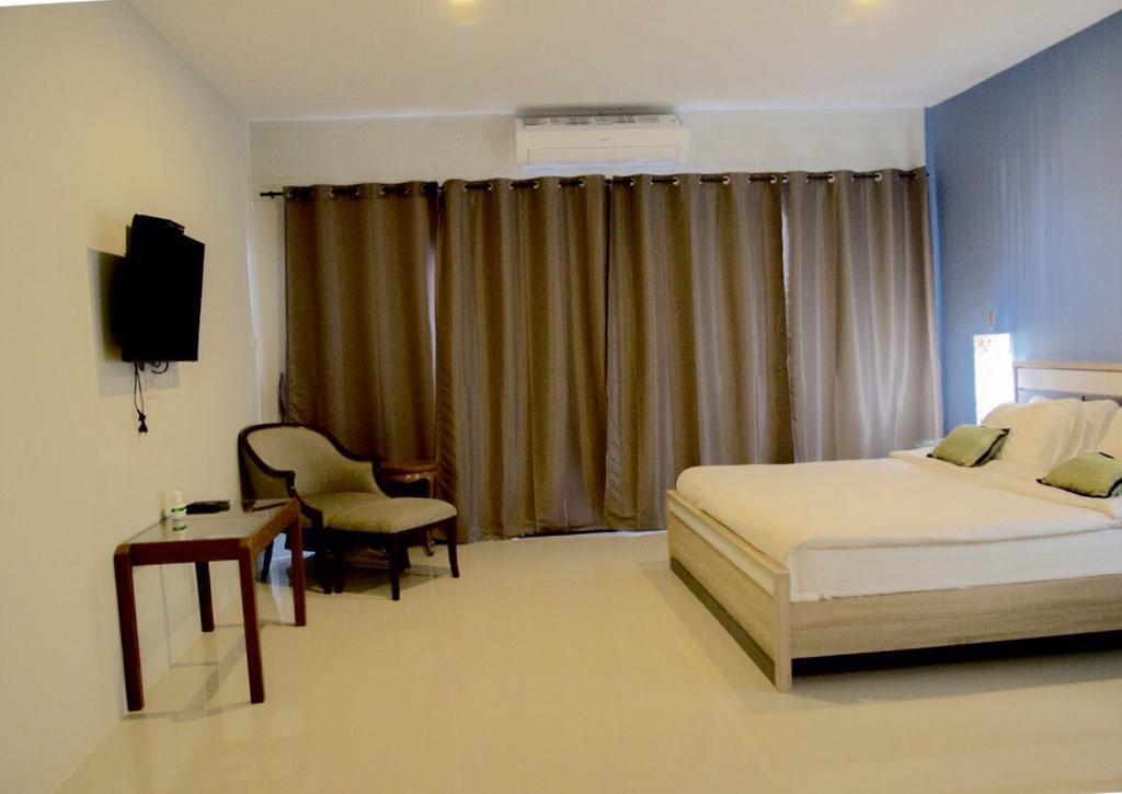 Chill Days @ Koh Larn Hotell Eksteriør bilde
